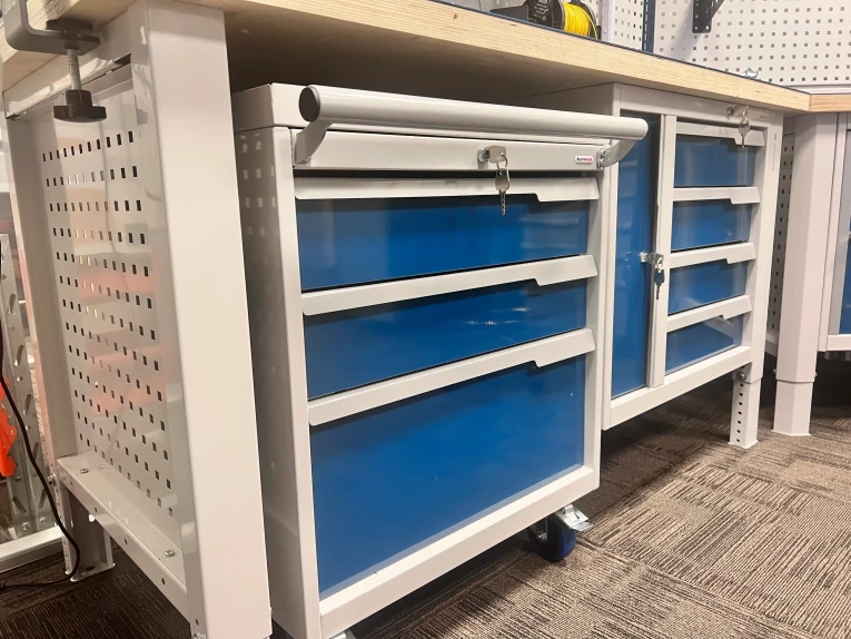 Верстак CTR 2232.S4L34.24-1 купить в Уфе Верстак CTR 2232.S4L34.24-1 купить в Уфе