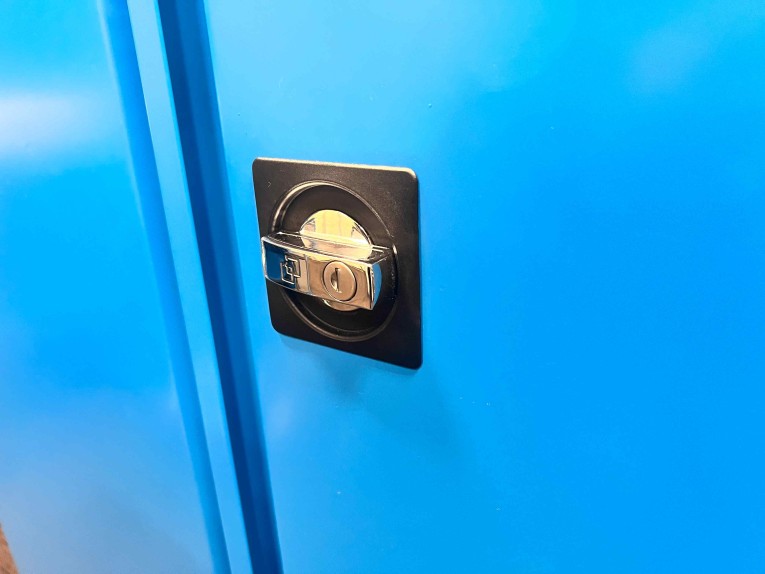 Шкаф инструментальный TNC 100.S2 купить в Уфе Шкаф инструментальный TNC 100.S2 купить в Уфе