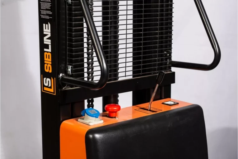 Штабелер с электроподъемом 1,5 т - 2,5 м Вилы: 1100 , Гелевая АКБ, SPN1525 SIBLINE купить в Уфе Штабелер с электроподъемом 1,5 т - 2,5 м Вилы: 1100 , Гелевая АКБ, SPN1525 SIBLINE купить в Уфе