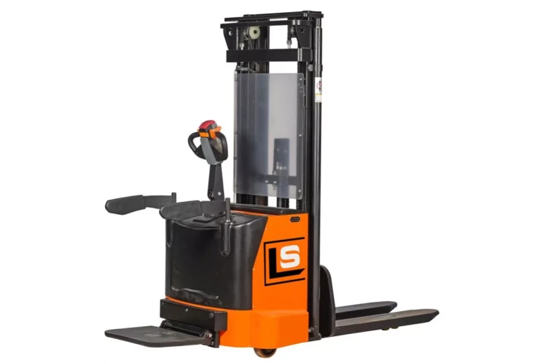 Штабелер электрический самоходный 1,6 т - 4,6 м Вилы: 1150 , АКБ Свинцово - кислотная, CL1646GP SIBLINE купить в Уфе